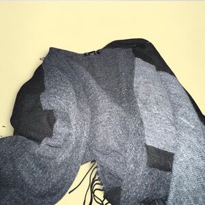 Elegant Gray Women's Scarf